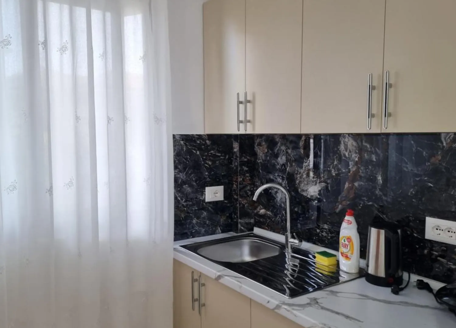 Rooms For Rent Durrës 0*,  Albânia